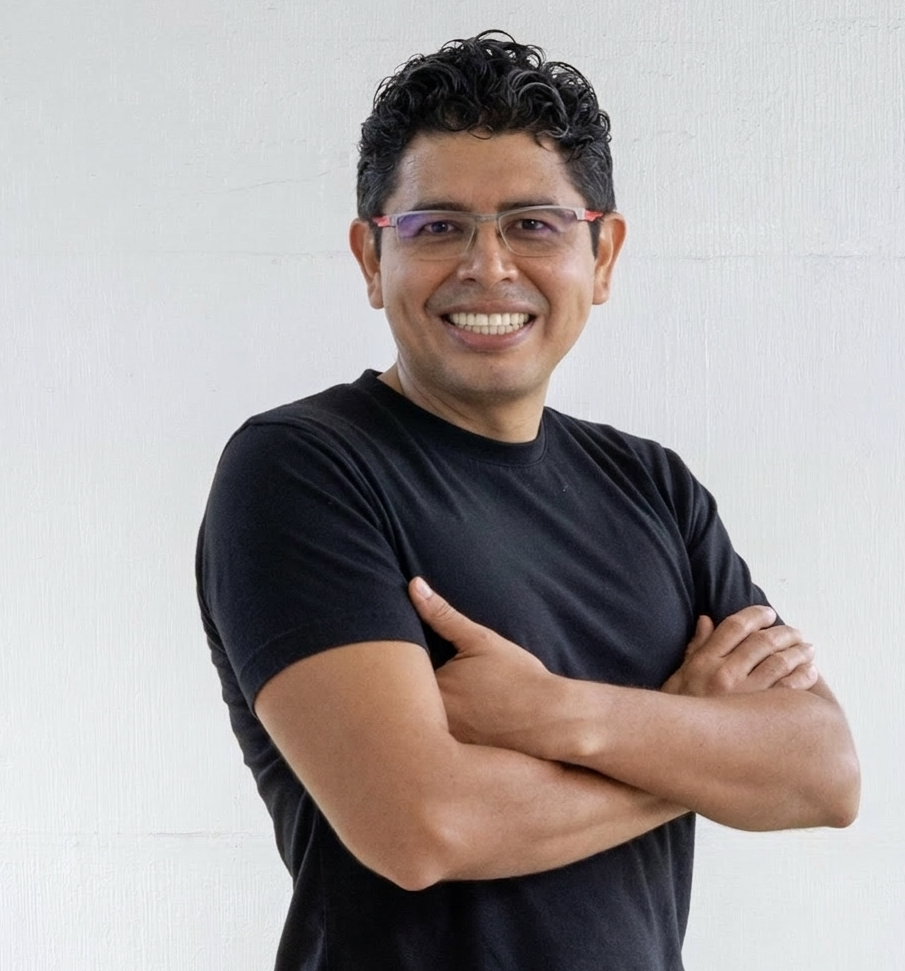 Ing. Genser Mayorga - Consultor en IA y Productividad